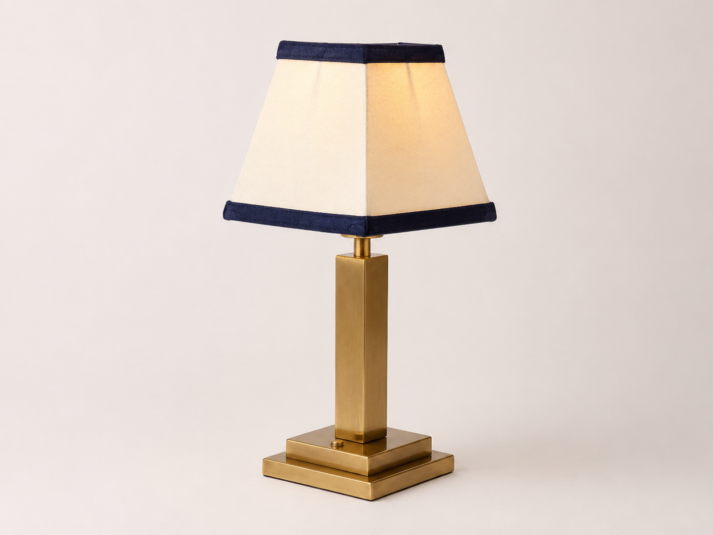 Trafalgar brass rechargeable lamp - Navy velvet shade